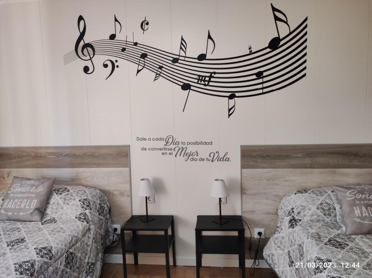 Acogedor Apartment ซาราโกซา ภายนอก รูปภาพ